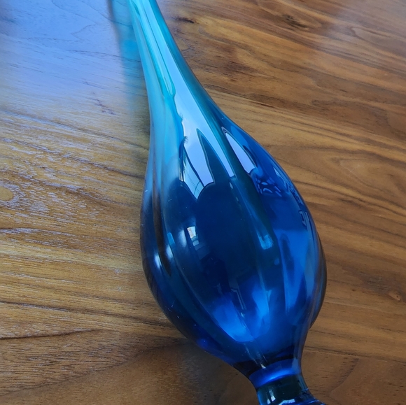 Vtg Empire Aqua/Blue Glass 18" Swung vase with Sterling Weighted base Rare - Picture 6 of 12